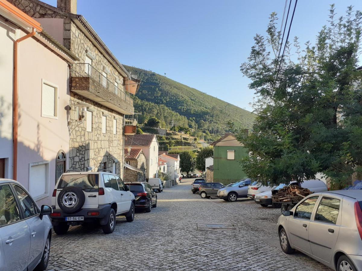 Casa Encantada - Alvoco Da Serra Villa Dış mekan fotoğraf